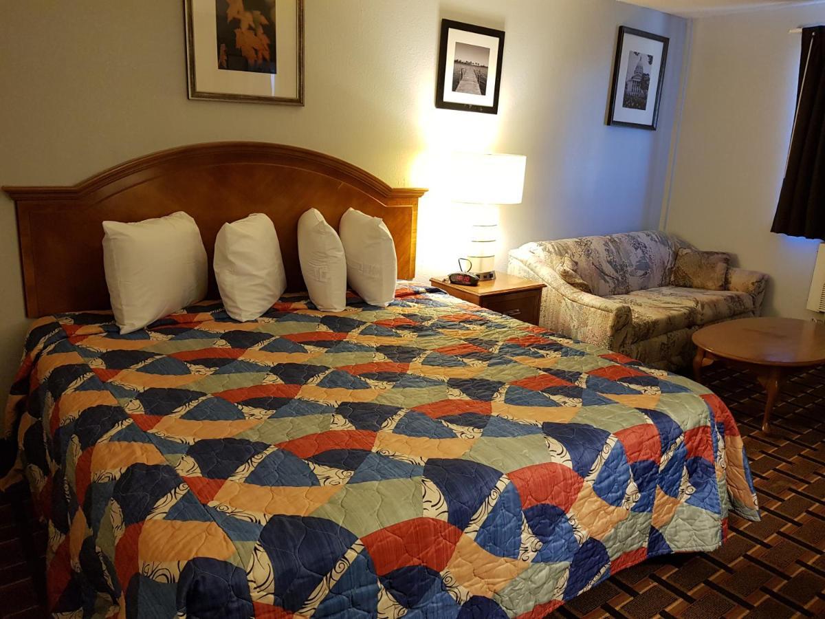 Le Mars Inn And Suites Dış mekan fotoğraf