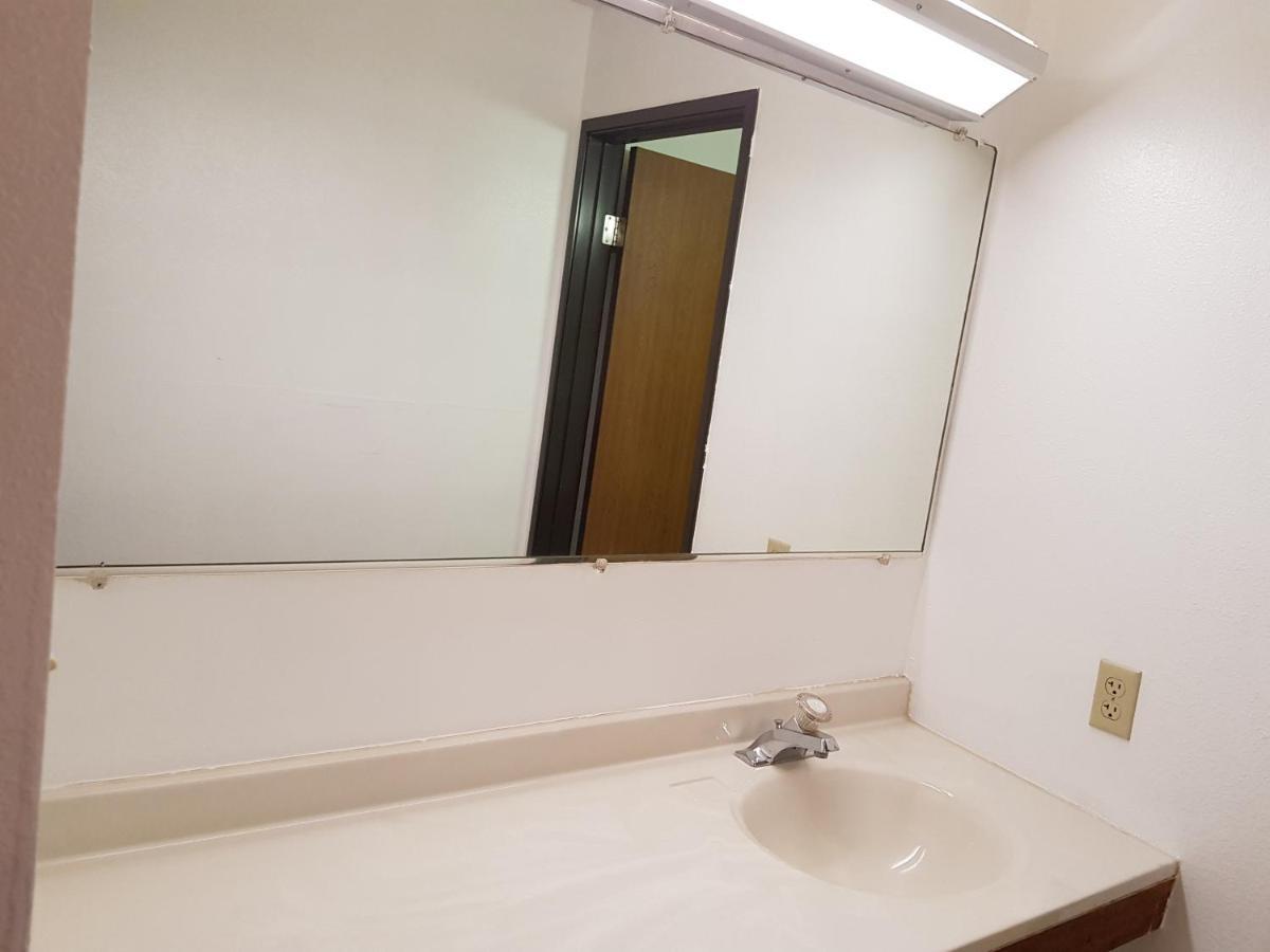Le Mars Inn And Suites Dış mekan fotoğraf